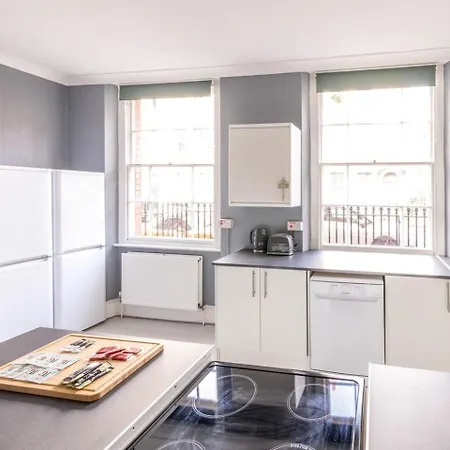 7br House, Contractors, Free Parking, Central, By Prescott